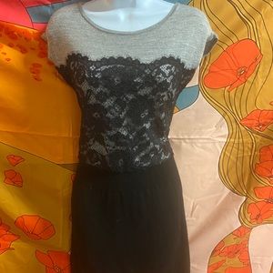 Gray lace sleeveless sweater dress